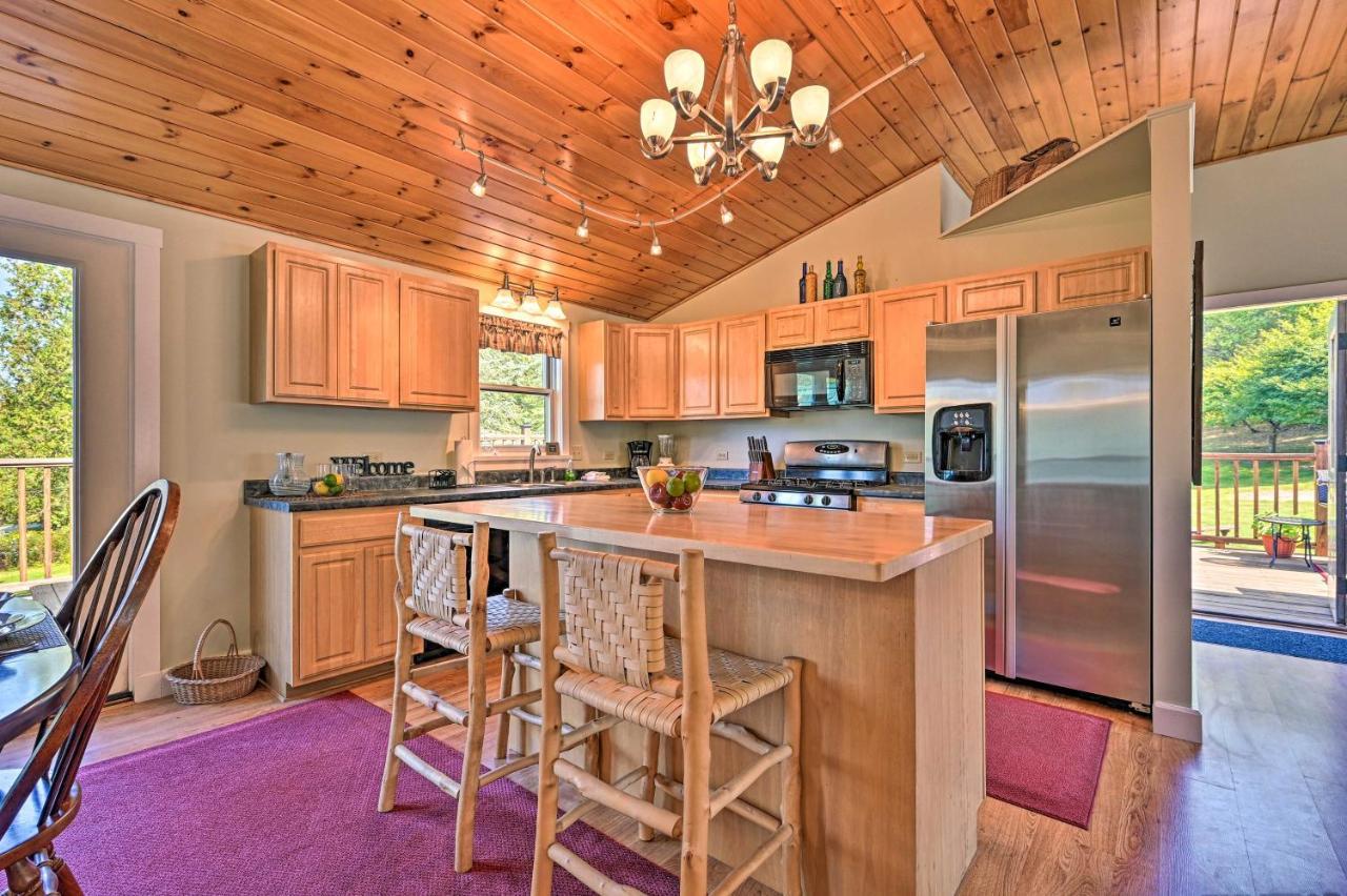Appartement Cozy With Hot Tub And Deck, 10 Mi To Resort!